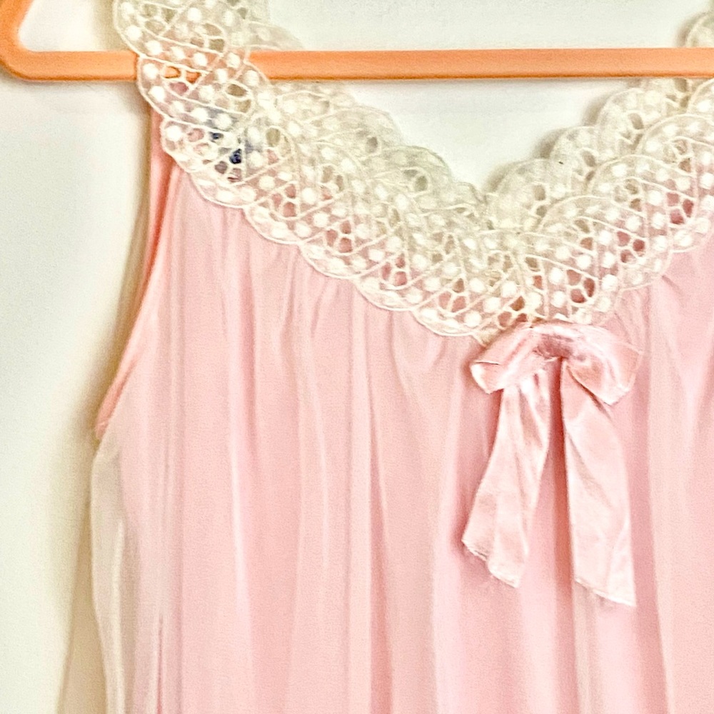 Vintage pink nightgown